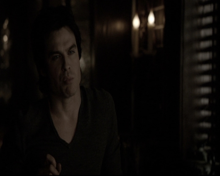 VampireDiariesWorld-dot-nl_6x17ABirdInAGildedCage2168.jpg