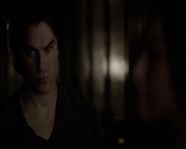 VampireDiariesWorld-dot-nl_6x17ABirdInAGildedCage2174.jpg