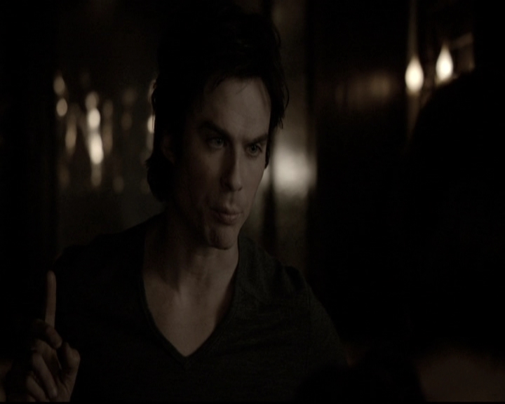 VampireDiariesWorld-dot-nl_6x17ABirdInAGildedCage2180.jpg