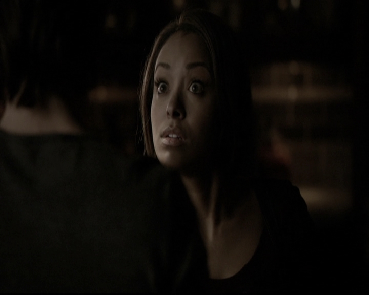 VampireDiariesWorld-dot-nl_6x17ABirdInAGildedCage2187.jpg