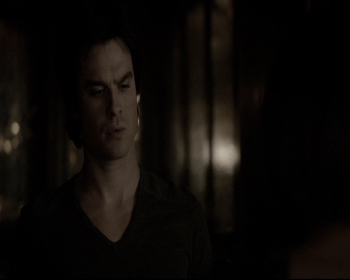 VampireDiariesWorld-dot-nl_6x17ABirdInAGildedCage2192.jpg