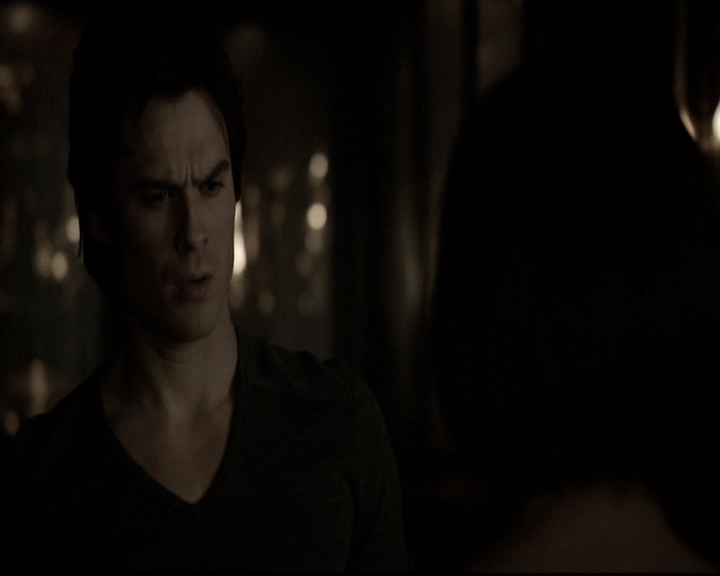 VampireDiariesWorld-dot-nl_6x17ABirdInAGildedCage2200.jpg