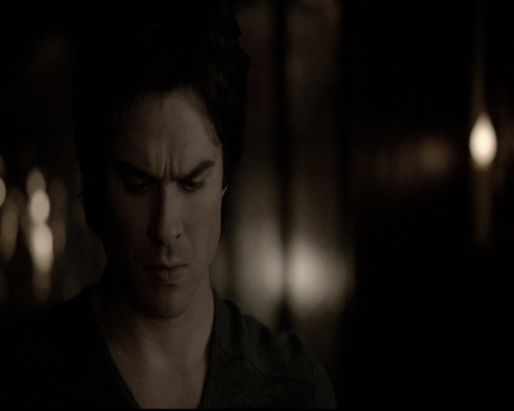 VampireDiariesWorld-dot-nl_6x17ABirdInAGildedCage2221.jpg