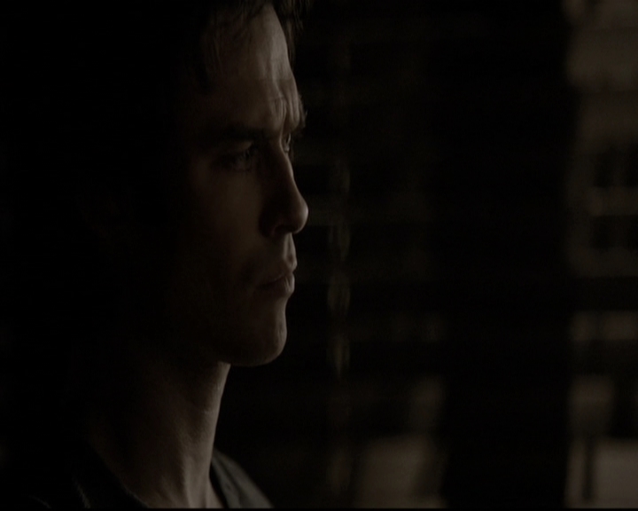 VampireDiariesWorld-dot-nl_6x17ABirdInAGildedCage2259.jpg