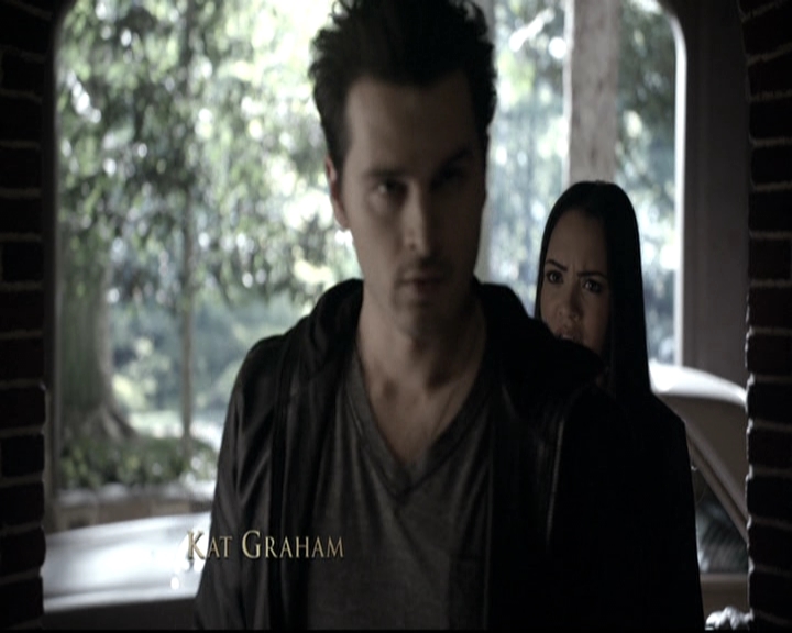 VampireDiariesWorld-dot-nl_6x18INeverCouldLoveLikeThat0175.jpg