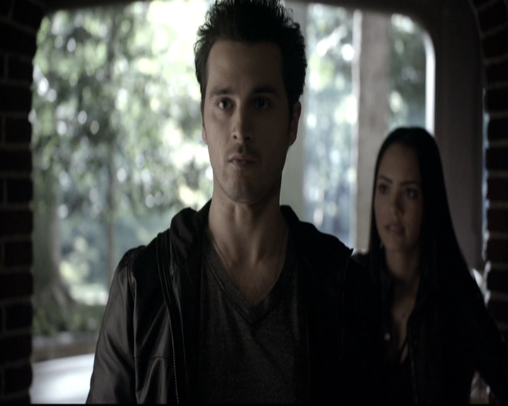 VampireDiariesWorld-dot-nl_6x18INeverCouldLoveLikeThat0185.jpg