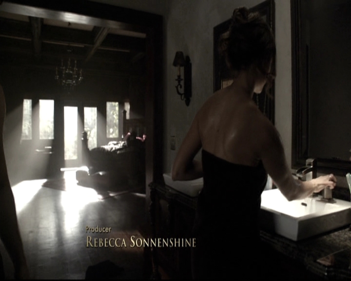 VampireDiariesWorld-dot-nl_6x18INeverCouldLoveLikeThat0227.jpg