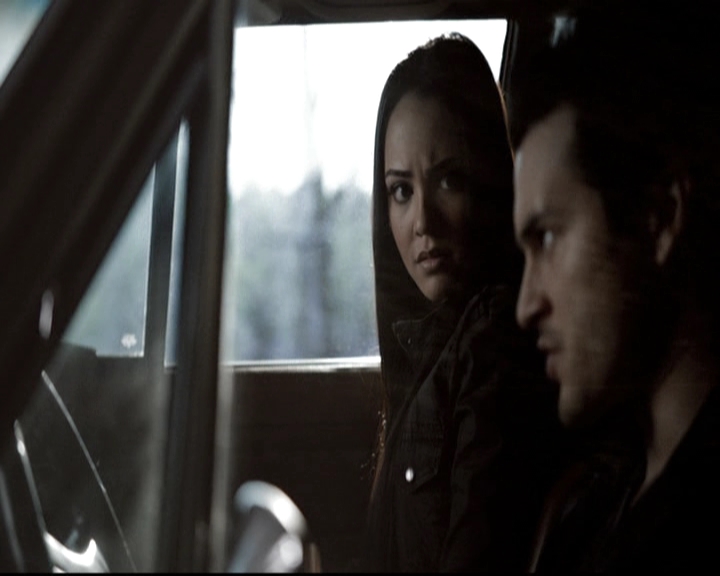 VampireDiariesWorld-dot-nl_6x18INeverCouldLoveLikeThat0372.jpg