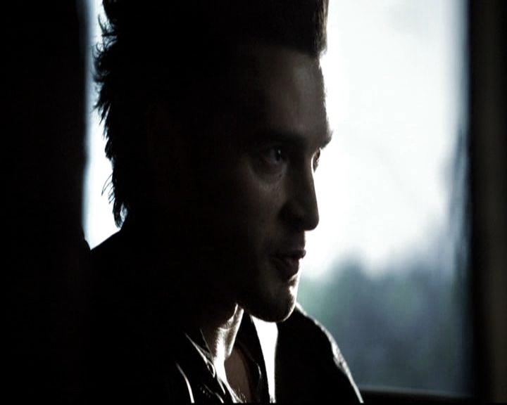 VampireDiariesWorld-dot-nl_6x18INeverCouldLoveLikeThat0374.jpg