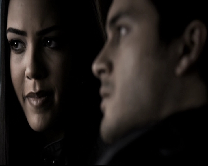 VampireDiariesWorld-dot-nl_6x18INeverCouldLoveLikeThat0481.jpg