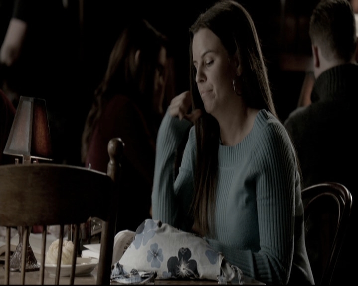 VampireDiariesWorld-dot-nl_6x18INeverCouldLoveLikeThat0510.jpg