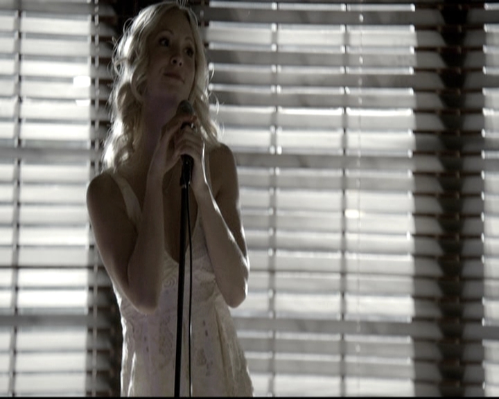 VampireDiariesWorld-dot-nl_6x18INeverCouldLoveLikeThat0520.jpg