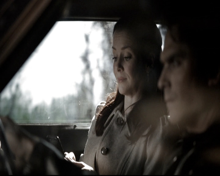 VampireDiariesWorld-dot-nl_6x18INeverCouldLoveLikeThat0602.jpg