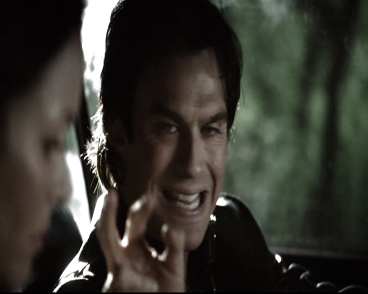 VampireDiariesWorld-dot-nl_6x18INeverCouldLoveLikeThat0617.jpg