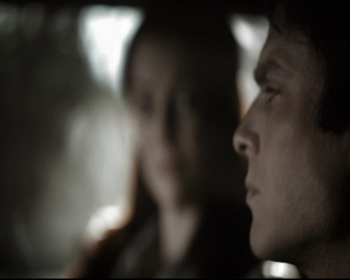 VampireDiariesWorld-dot-nl_6x18INeverCouldLoveLikeThat0627.jpg