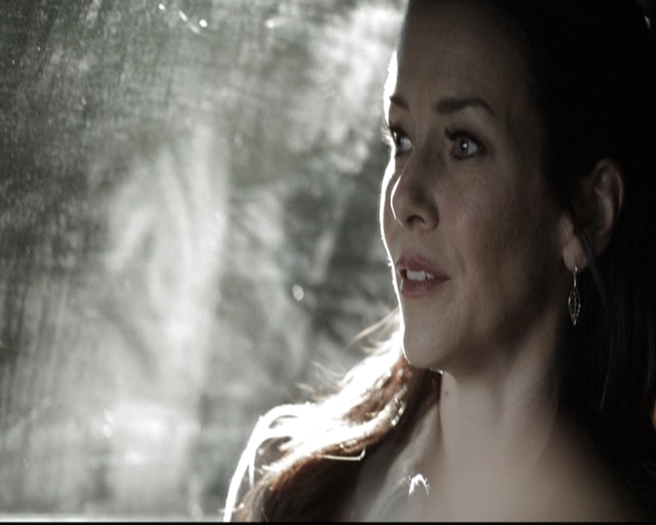 VampireDiariesWorld-dot-nl_6x18INeverCouldLoveLikeThat0660.jpg