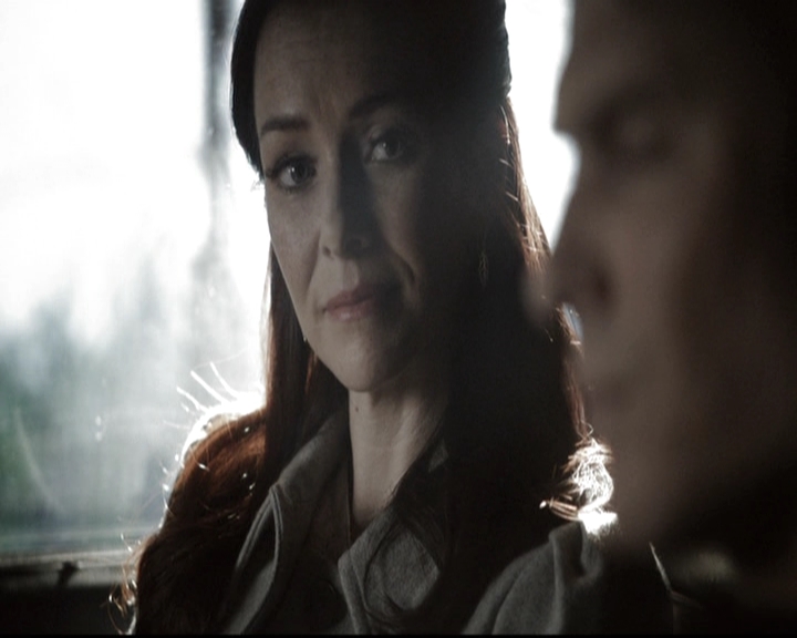 VampireDiariesWorld-dot-nl_6x18INeverCouldLoveLikeThat0674.jpg