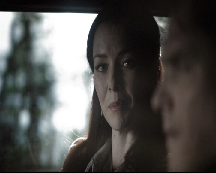 VampireDiariesWorld-dot-nl_6x18INeverCouldLoveLikeThat0681.jpg