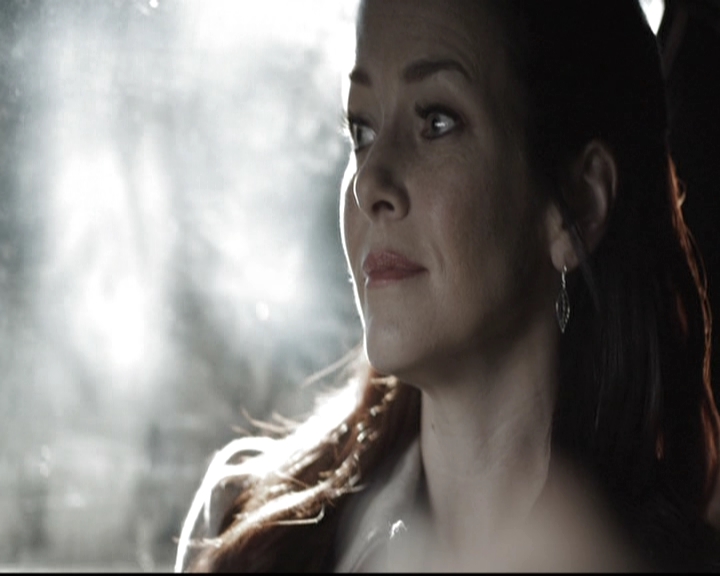 VampireDiariesWorld-dot-nl_6x18INeverCouldLoveLikeThat0683.jpg