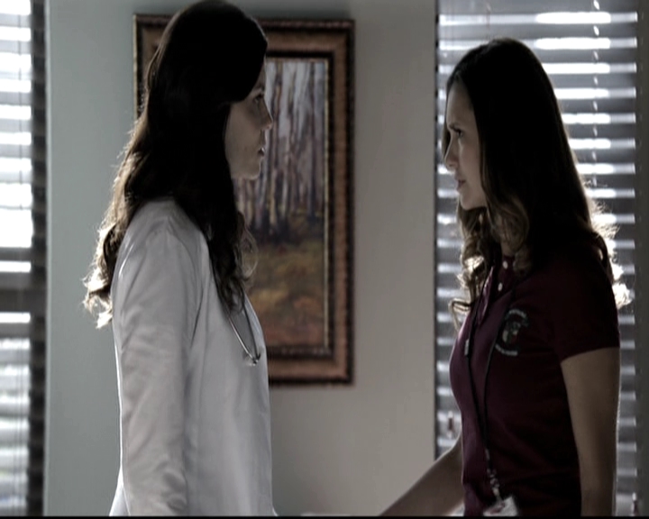 VampireDiariesWorld-dot-nl_6x18INeverCouldLoveLikeThat0712.jpg