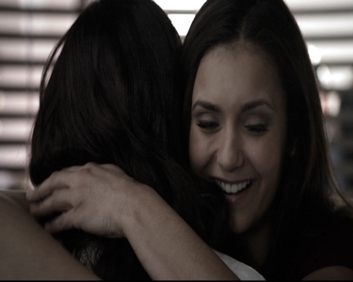 VampireDiariesWorld-dot-nl_6x18INeverCouldLoveLikeThat0758.jpg