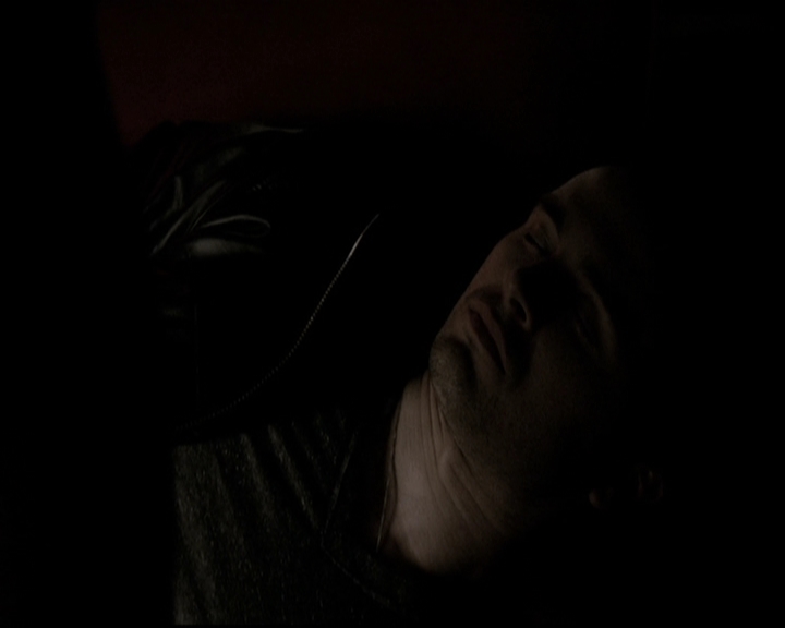 VampireDiariesWorld-dot-nl_6x18INeverCouldLoveLikeThat0764.jpg