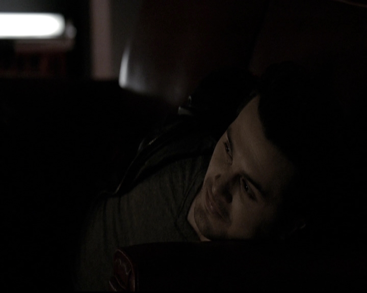 VampireDiariesWorld-dot-nl_6x18INeverCouldLoveLikeThat0769.jpg