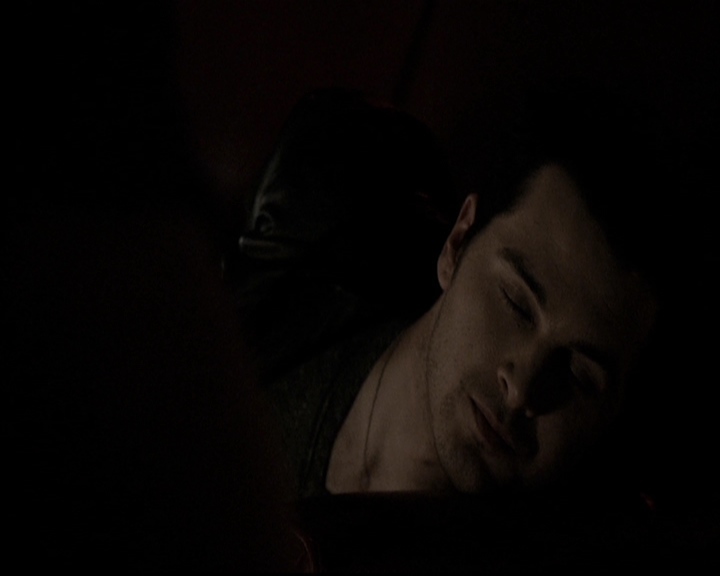 VampireDiariesWorld-dot-nl_6x18INeverCouldLoveLikeThat0794.jpg