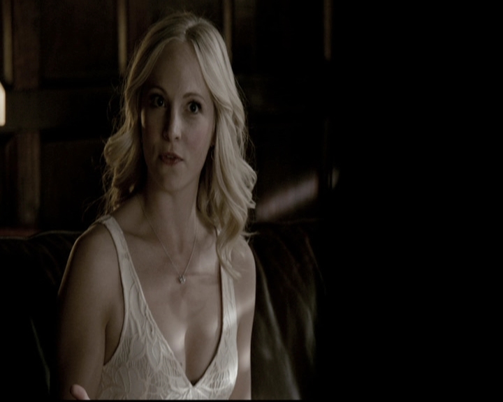 VampireDiariesWorld-dot-nl_6x18INeverCouldLoveLikeThat0898.jpg