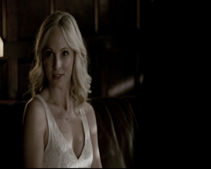 VampireDiariesWorld-dot-nl_6x18INeverCouldLoveLikeThat0900.jpg