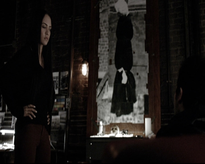 VampireDiariesWorld-dot-nl_6x18INeverCouldLoveLikeThat1074.jpg