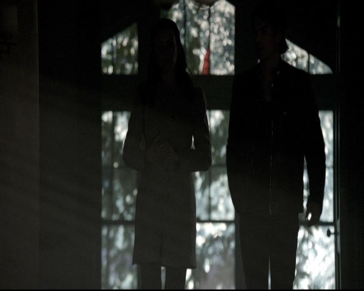 VampireDiariesWorld-dot-nl_6x18INeverCouldLoveLikeThat1215.jpg