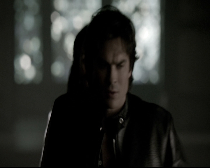 VampireDiariesWorld-dot-nl_6x18INeverCouldLoveLikeThat1245.jpg