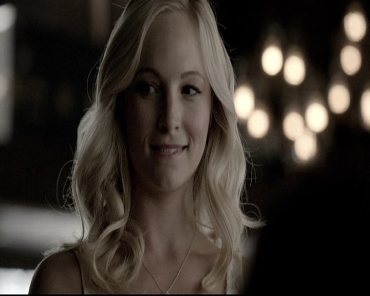 VampireDiariesWorld-dot-nl_6x18INeverCouldLoveLikeThat1366.jpg