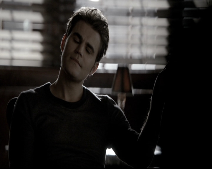 VampireDiariesWorld-dot-nl_6x18INeverCouldLoveLikeThat1367.jpg