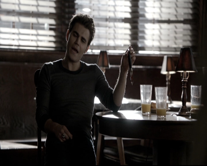 VampireDiariesWorld-dot-nl_6x18INeverCouldLoveLikeThat1374.jpg