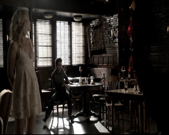 VampireDiariesWorld-dot-nl_6x18INeverCouldLoveLikeThat1386.jpg