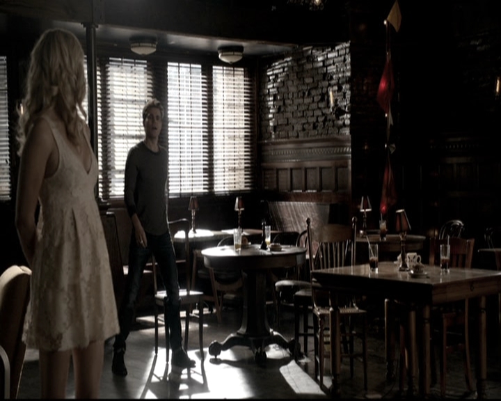 VampireDiariesWorld-dot-nl_6x18INeverCouldLoveLikeThat1387.jpg