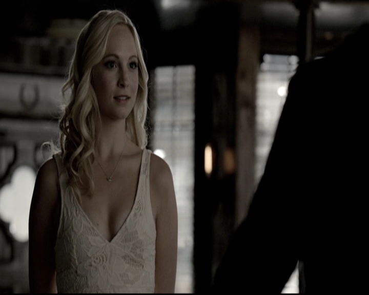 VampireDiariesWorld-dot-nl_6x18INeverCouldLoveLikeThat1392.jpg