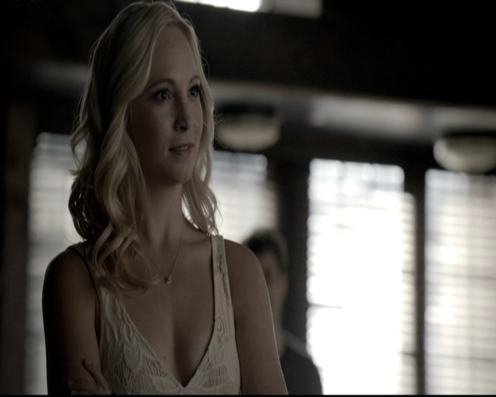 VampireDiariesWorld-dot-nl_6x18INeverCouldLoveLikeThat1413.jpg