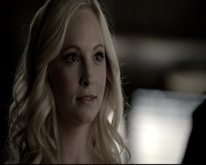 VampireDiariesWorld-dot-nl_6x18INeverCouldLoveLikeThat1421.jpg