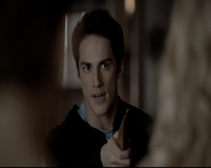 VampireDiariesWorld-dot-nl_6x18INeverCouldLoveLikeThat1428.jpg