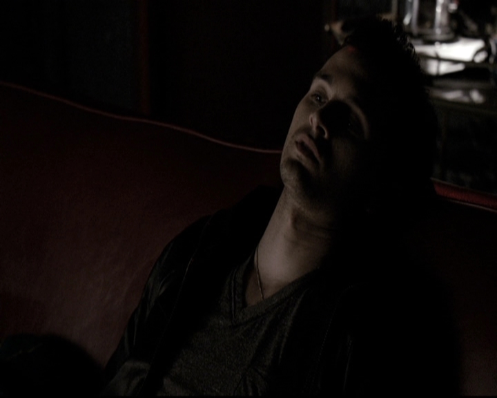 VampireDiariesWorld-dot-nl_6x18INeverCouldLoveLikeThat1625.jpg