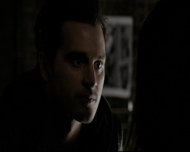 VampireDiariesWorld-dot-nl_6x18INeverCouldLoveLikeThat1651.jpg