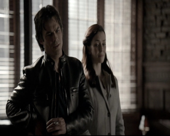 VampireDiariesWorld-dot-nl_6x18INeverCouldLoveLikeThat1693.jpg