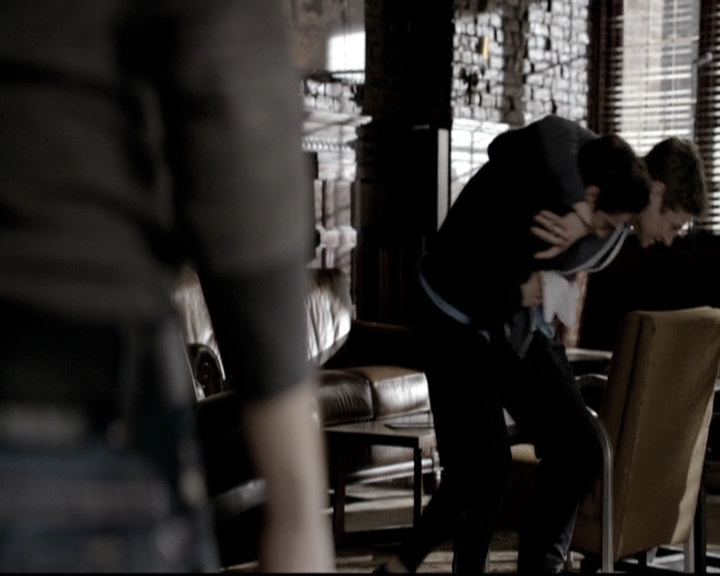 VampireDiariesWorld-dot-nl_6x18INeverCouldLoveLikeThat1699.jpg