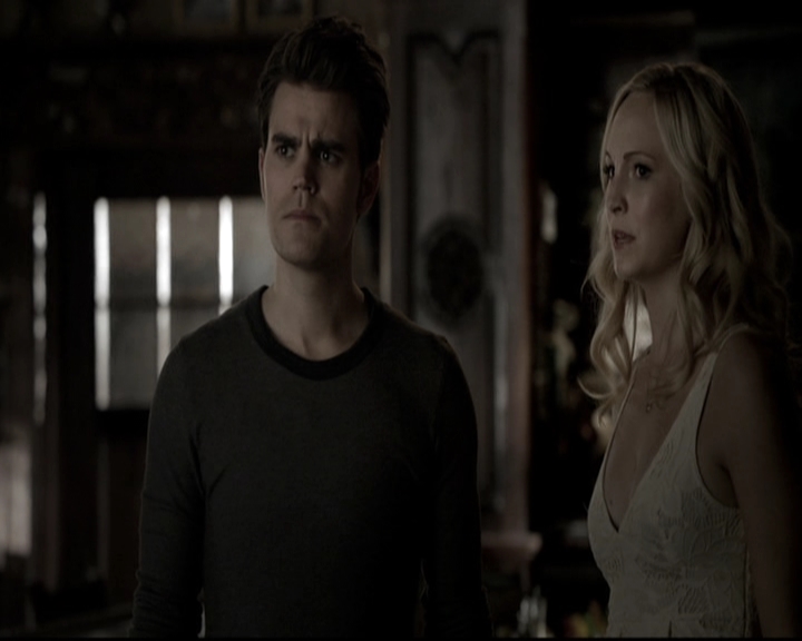 VampireDiariesWorld-dot-nl_6x18INeverCouldLoveLikeThat1716.jpg