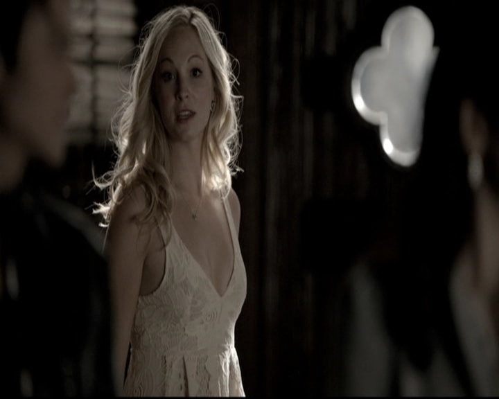 VampireDiariesWorld-dot-nl_6x18INeverCouldLoveLikeThat1725.jpg