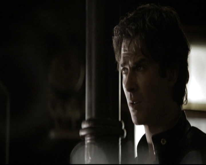 VampireDiariesWorld-dot-nl_6x18INeverCouldLoveLikeThat1832.jpg