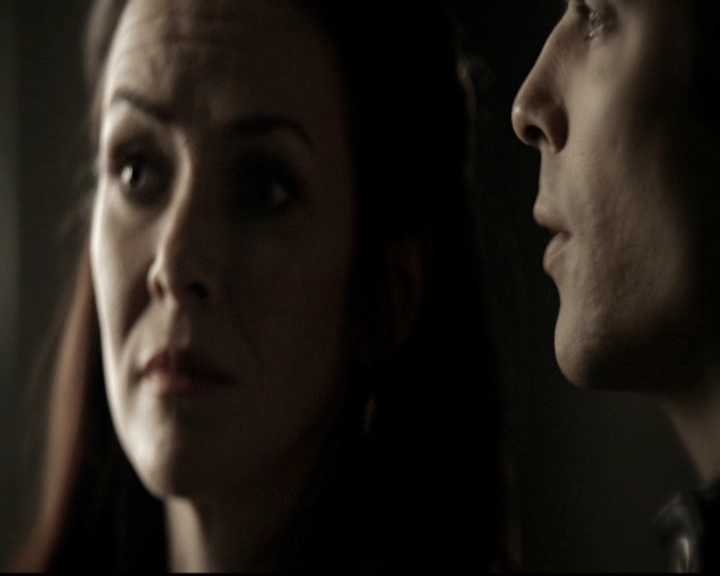 VampireDiariesWorld-dot-nl_6x18INeverCouldLoveLikeThat1849.jpg